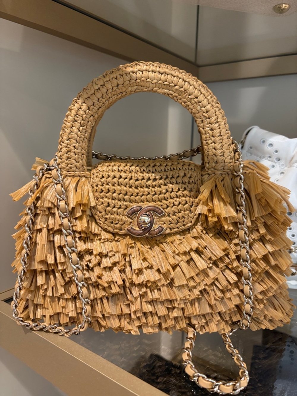 Meet your Posher, Tara